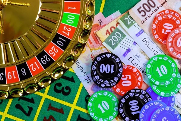 obitoto app showing live dealer blackjack and sportsbook markets
